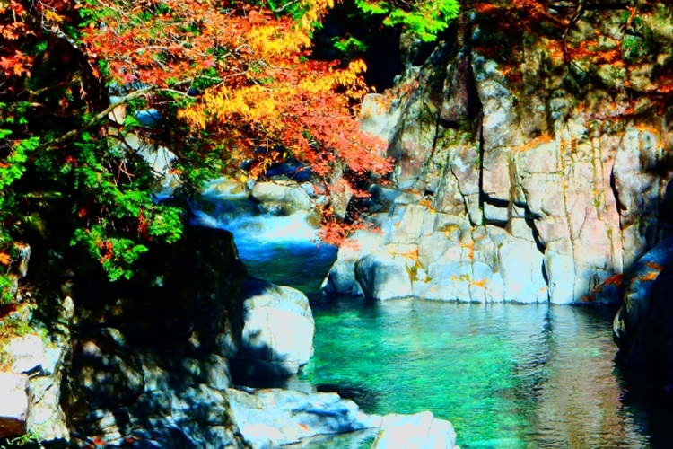 阿寺渓谷
